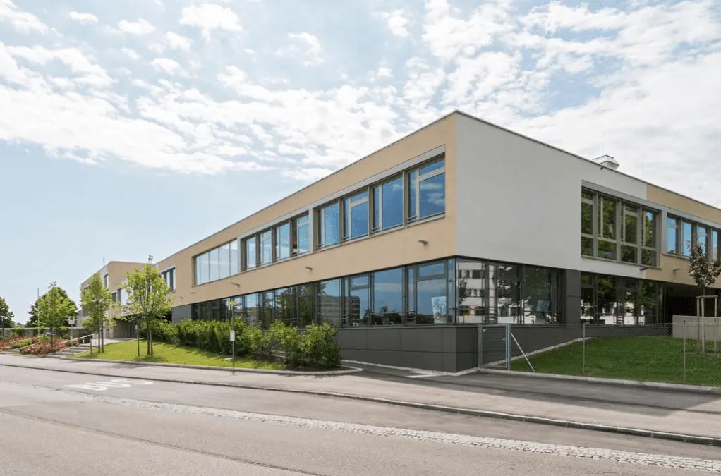 BRG Rechte Kremszeile — HKLS-Planung Bildungsbau, Bild 2